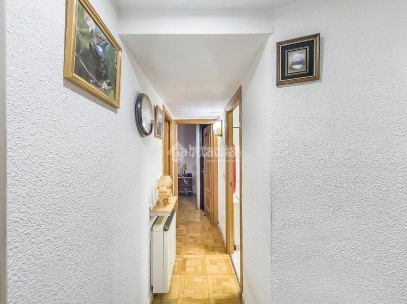 Foto 416f9130-0fc3-43f1-971a-85bb842898e2. Piso  en venta en Ventas Madrid