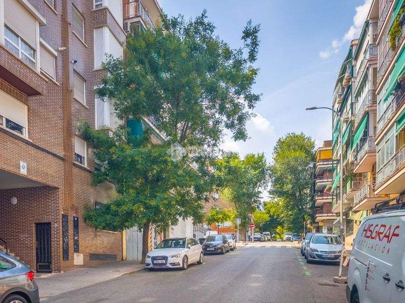 Foto 3a89fac3-0094-48e8-a6eb-7249df5dc861. Piso  en venta en Ventas Madrid