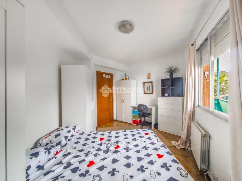 Foto a4138dc7-49f2-46ab-a820-11aa164a4d16. Piso  en venta en Ventas Madrid