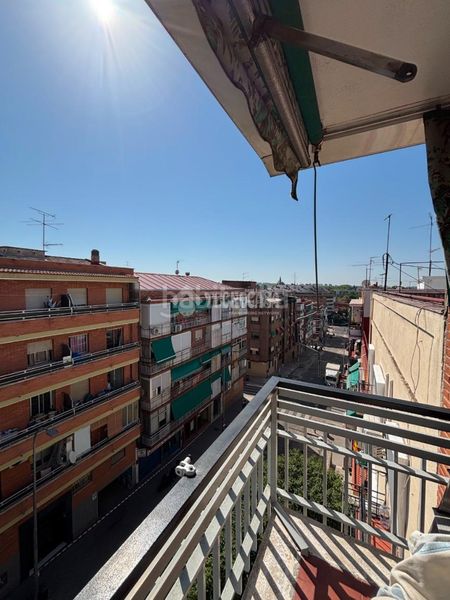 Foto d407d9eb-a9c8-427b-acb8-1591dfec9b78. Pis amb calefacció a Ventas Madrid