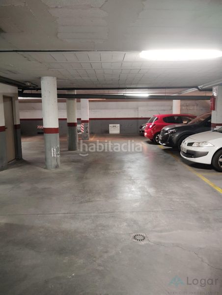 Foto f716cd99-e83d-41ed-9c02-0ae6d72f86f9. Aparcament cotxe a Vistalegre Murcia