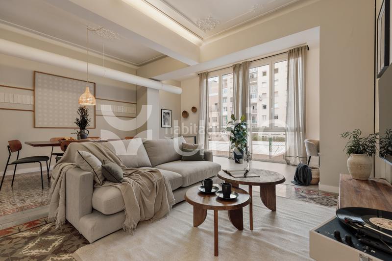 Foto 0b2b564a-6f0a-4541-99ac-ceb97ace816f. Alquiler apartamento  de 3 habitaciones con balcon en l'antiga esquerra de l'eixample en Barcelona
