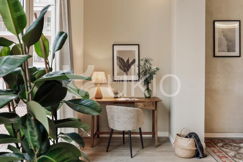 Foto 19276869-7fc9-470f-8dd6-b97fc5ec4a74. Alquiler apartamento  de 3 habitaciones con balcon en l'antiga esquerra de l'eixample en Barcelona