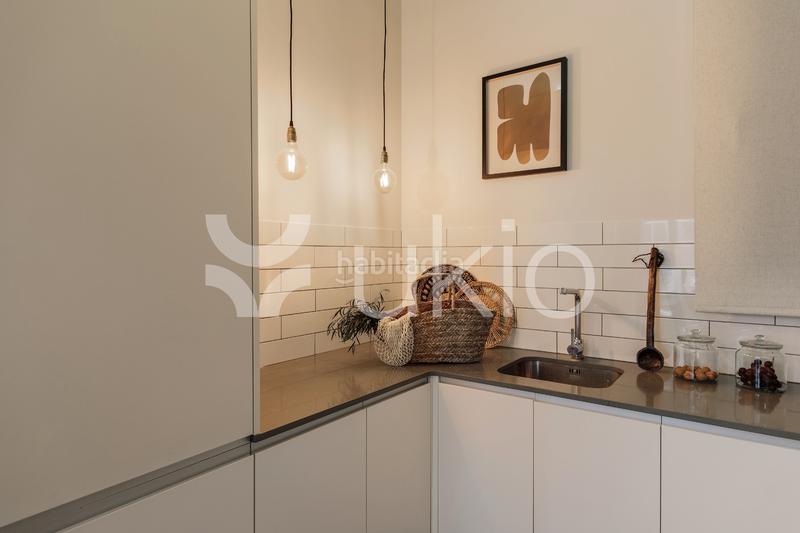 Foto d8793ca2-dbd3-4d21-9150-da173e39908b. Alquiler apartamento  de 3 habitaciones con balcon en l'antiga esquerra de l'eixample en Barcelona