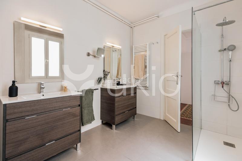 Foto a9bd97fa-12e1-48a8-956d-1fba2ccd8ea8. Affitto piccolo appartamento con riscaldamento in Barcelona