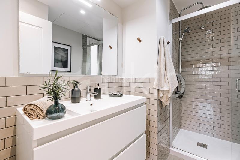 Foto eb76b58a-11e8-4838-a748-83d2813d9b25. Lloguer apartament amb calefacció a Vila de Gràcia Barcelona