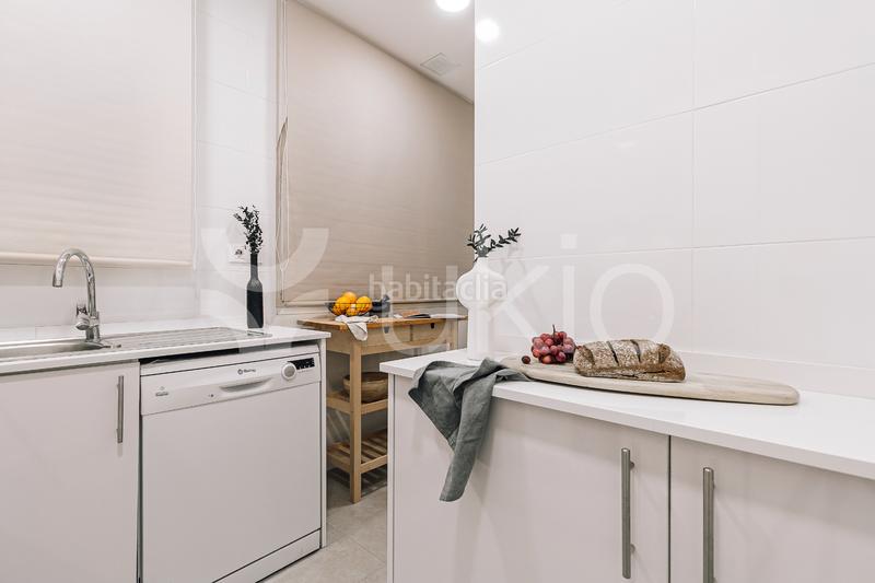Foto db35a098-0af1-4b55-b581-dcdaaeca0ce0. Lloguer apartament amb calefacció a La Nova Esquerra de l´Eixample Barcelona