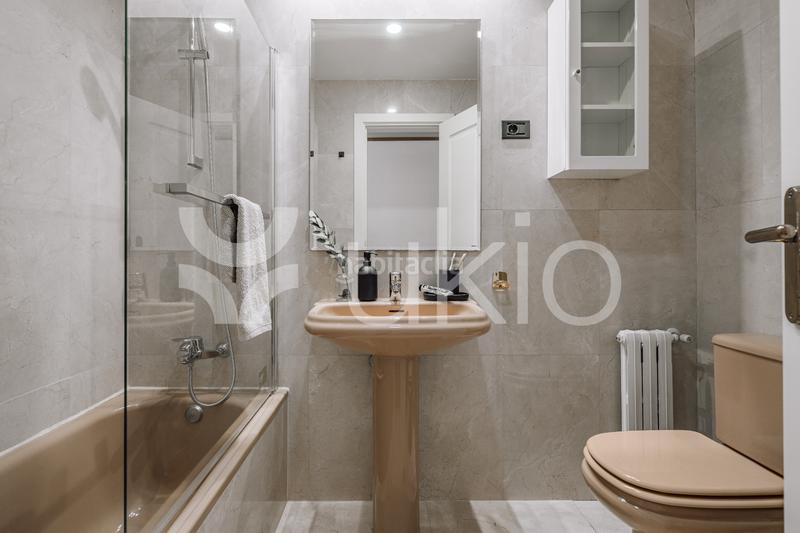 Foto 00f66e84-900c-4fff-a73c-970e3f3903ad. Miete appartement mit heizung in Vallehermoso Madrid