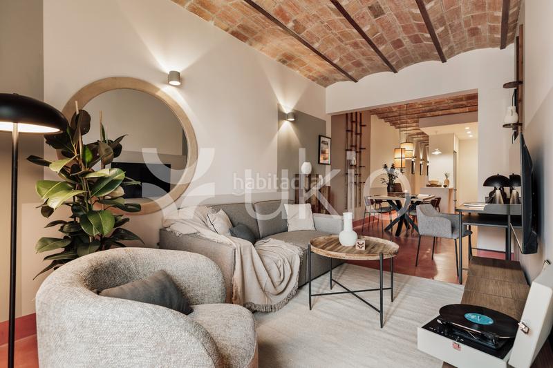 Foto 16141cd6-906a-44e0-9c11-02fa1e1c1abc. Alquiler apartamento  de 2 dormitorios en Sant Antoni en Barcelona