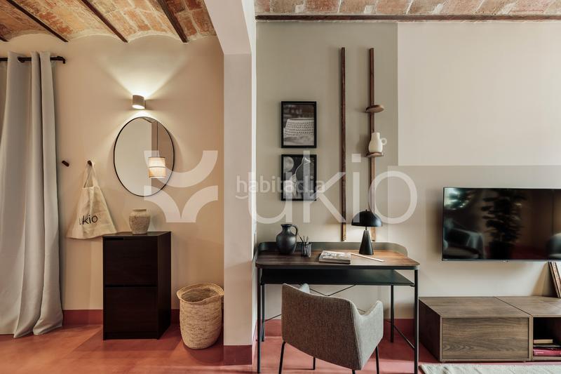 Foto 1bedf681-9e57-4099-b62a-b1b1300fefde. Alquiler apartamento  de 2 dormitorios en Sant Antoni en Barcelona
