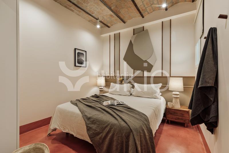 Foto e90bf37e-def3-486e-8c3c-ce35388f7afb. Lloguer apartament amb calefacció a Sant Antoni Barcelona