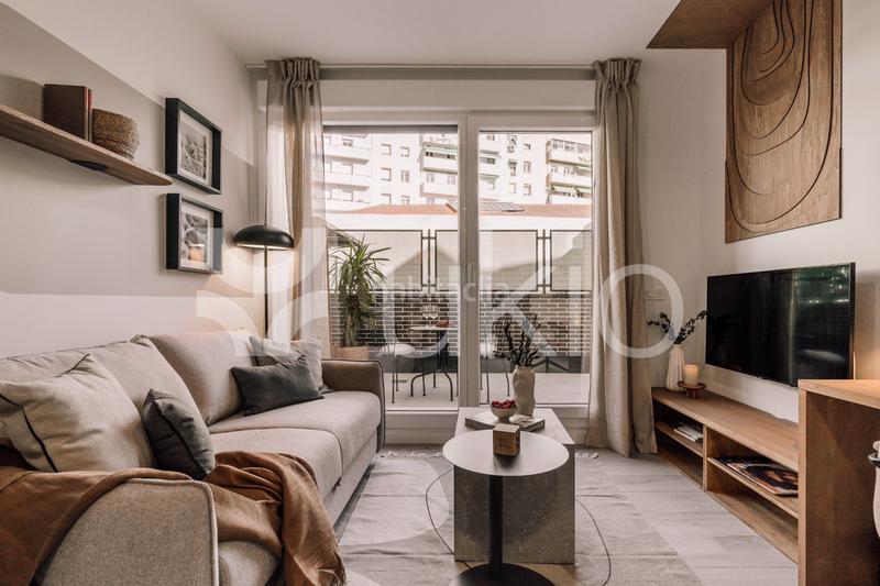 Foto 5fcc3f7b-6222-482a-be32-1d8fcf6b2098. Miete appartement mit heizung in Berruguete Madrid
