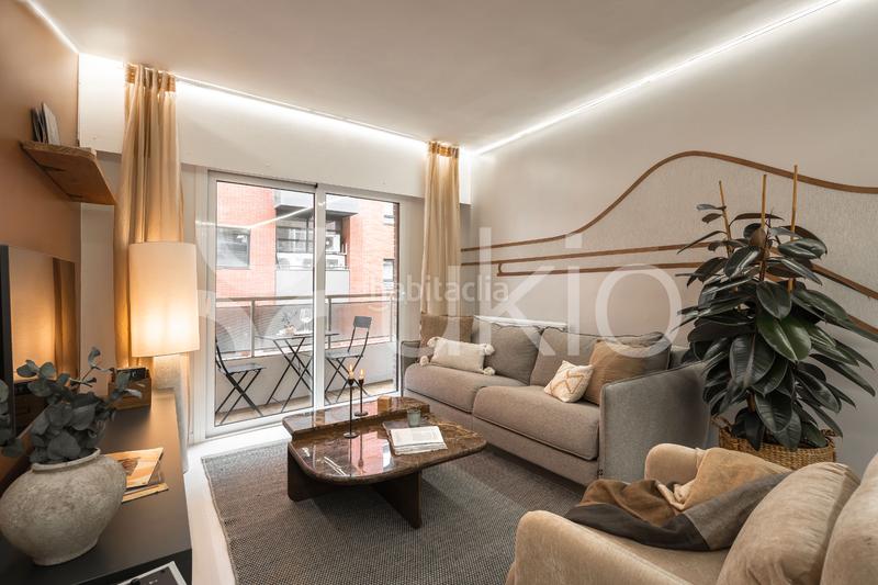 Foto d721f24c-bba3-4e29-a81c-fb2d0498c4c7. Rent apartment with heating in Hispanoamérica-Bernabéu Madrid