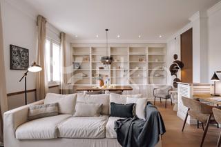 Affitto Piccolo appartamento  Calle de josé abascal. Apartamento de 2 habitaciones con terraza en almagro