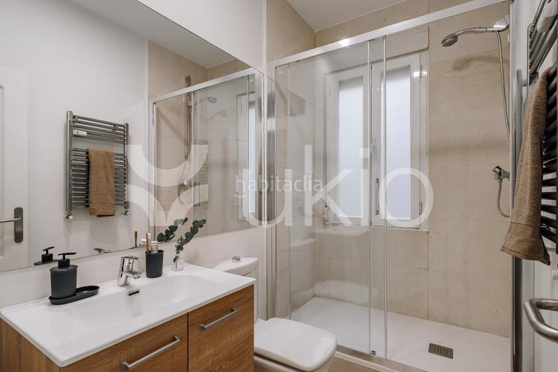 Foto fb73f3dd-8a54-4078-9cf9-d1ba55918803. Affitto piccolo appartamento con riscaldamento in Madrid