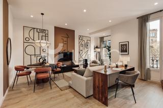 Affitto Piccolo appartamento  Gran via de les corts catalanes. Apartamento de 2 habitaciones  en la dreta de l'eixample