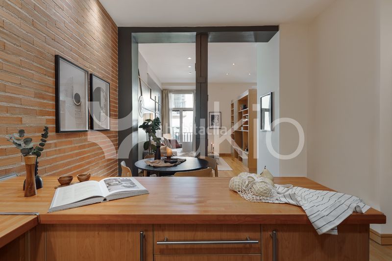 Foto ed4be2be-460b-49f0-862a-6bb8e86b8659. Lloguer apartament amb calefacció a Cortes-Huertas Madrid