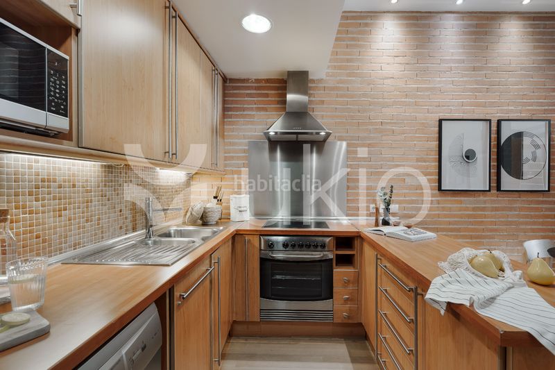 Foto eef9c796-2475-44e4-abb9-6b6c34a39aef. Lloguer apartament amb calefacció a Cortes-Huertas Madrid