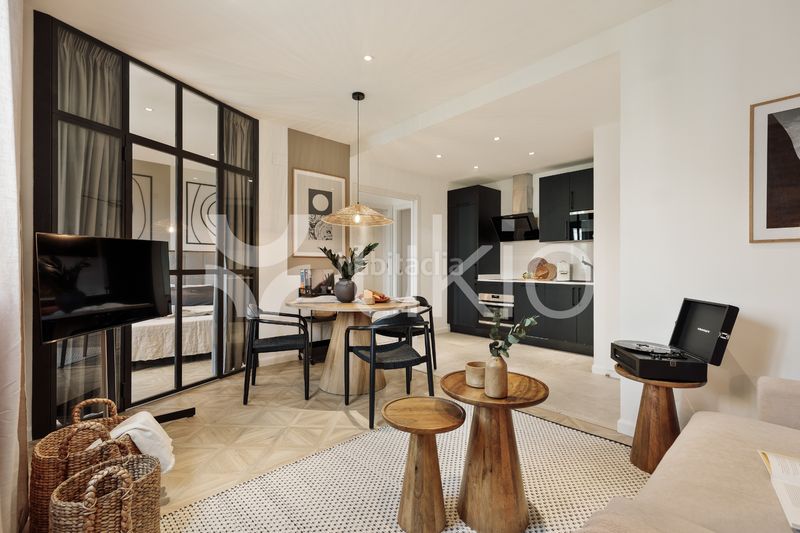 Alquiler Apartamento  Ronda de sant antoni. Apartamento de 1 habitación en sant antoni