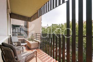 Miete Appartement  Paseo de la reina cristina. Apartamento de 3 habitaciones con terazza en niño jesús