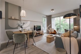 Affitto Piccolo appartamento  Calle de carmen cobeña. Apartamento de 2 habitaciones con terraza, gimnasio y piscina en
