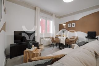 Lloguer Apartament  Plaza perseo. Apartamento de 2 habitaciónes con oficina en estrella