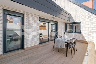 Affitto Piccolo appartamento  Calle de antonia ruiz soro. Apartamento de 2 habitaciones con terraza en guindalera