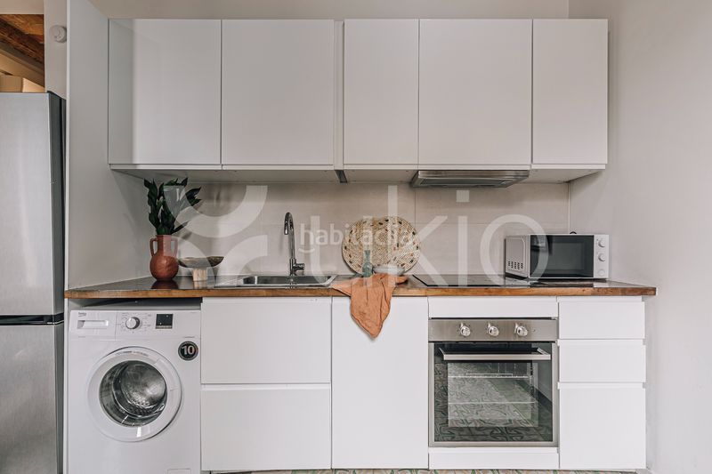 Foto 6a2eecec-ae37-4923-94a0-0a57e60f9b86. Location appartement avec chauffage dans Sagrada Família Barcelona