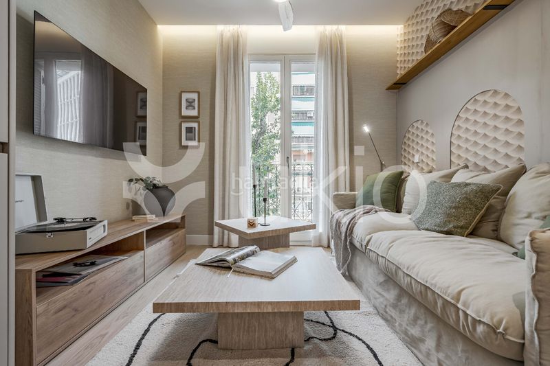 Foto 4c3a9be6-ced5-4148-b07a-12fec4122469. Lloguer apartament amb calefacció a Almagro Madrid