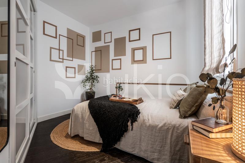 Foto 5bf0f0c1-b33e-43b5-842e-6130d9c9a7e8. Alquiler apartamento  de 2 habitaciones en Almagro en Madrid