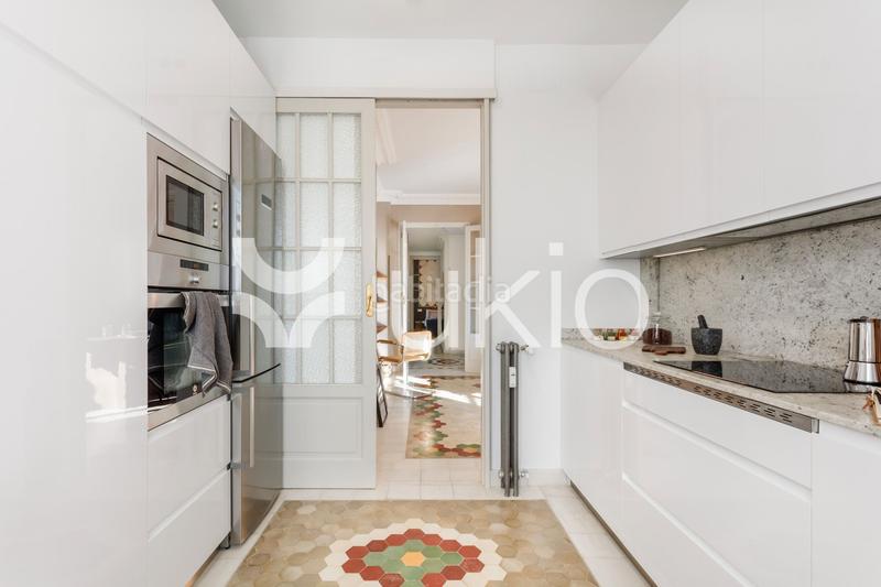 Foto c3a172d2-6e54-411f-b46c-7e638a126054. Lloguer apartament a Arapiles Madrid