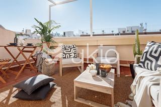 Rent Apartment  Calle de galileo. Apartamento de dos dormitorios con terraza en chamberí