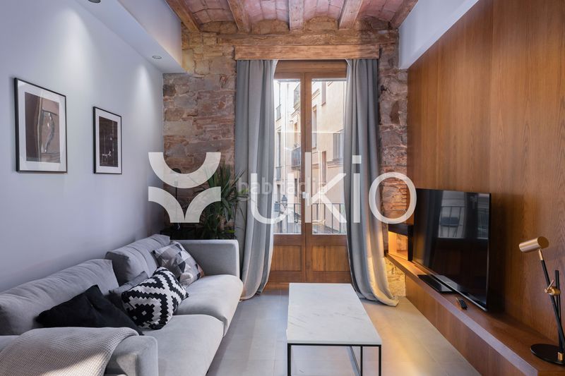Alquiler Apartamento  Carrer de l'oli. Moderno y elegante piso de una habitación