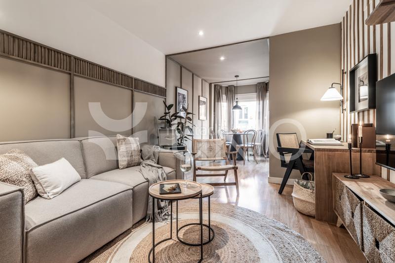 Foto 1d13350a-5628-460d-9dc9-affbf3f1457c. Alquiler apartamento  de 1 habitación y piscina compartida en Recoletos en Madrid