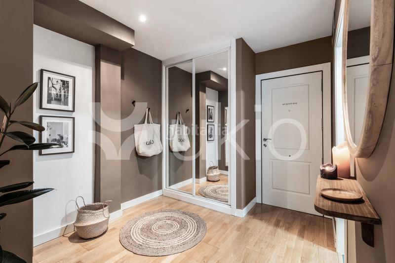 Foto da2e981b-0227-4dbe-a7ed-a0b8455b624e. Alquiler apartamento  de 1 habitación y piscina compartida en Recoletos en Madrid