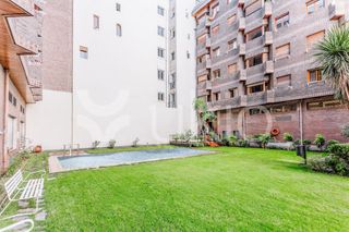 Lloguer Apartament  Calle de villanueva. Apartamento de 1 habitación y piscina compartida en recoletos