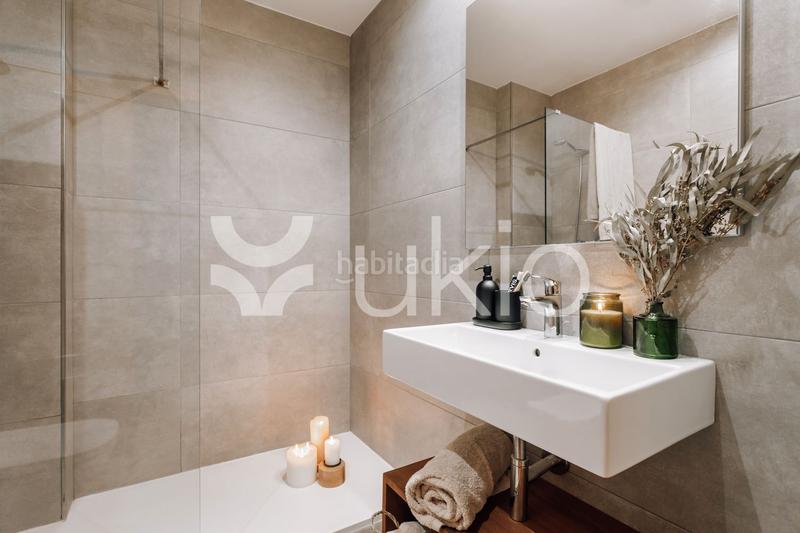 Foto c08f2167-c92a-4c80-ae3b-89aba44b73dc. Miete appartement mit parking in Putget - Farró Barcelona