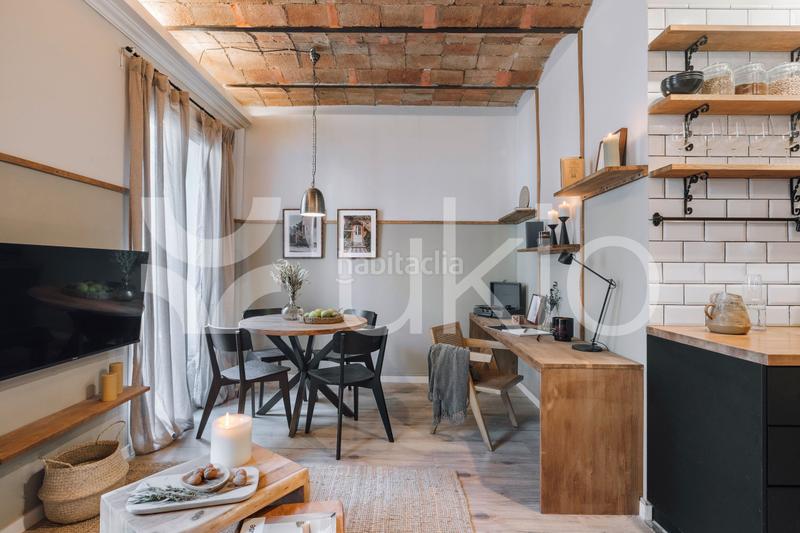Foto 21a00300-378d-40a4-ac4e-4a83283ccd89. Lloguer apartament amb calefacció a L´Antiga Esquerra de l´Eixample Barcelona