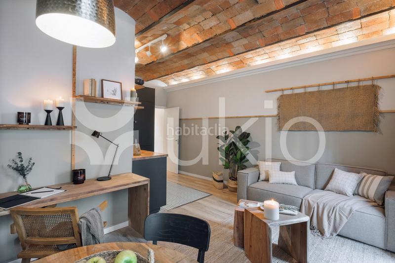 Foto c7ffb776-358e-402b-bf54-f2a4ff998b06. Lloguer apartament amb calefacció a L´Antiga Esquerra de l´Eixample Barcelona