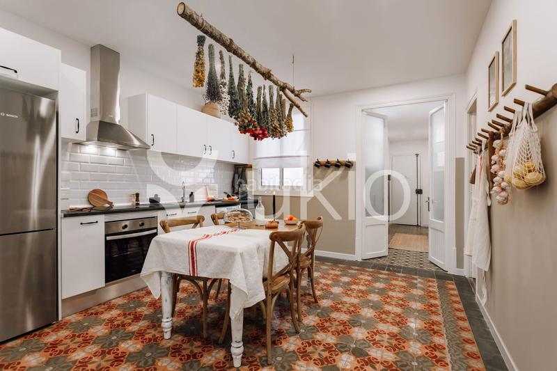 Foto 417c6253-2eb8-469a-ac67-a96f1a0f1ebc. Location appartement dans La Nova Esquerra de l´Eixample Barcelona