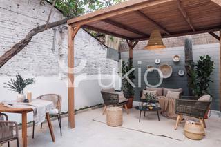 Alquiler Apartamento  Carrer de francisco giner. Apartamento de 1 dormitorio con terraza en gracia