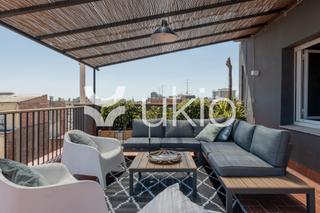Lloguer Pis  Carrer del rosselló. Estudio en ático con terraza en eixample dreta