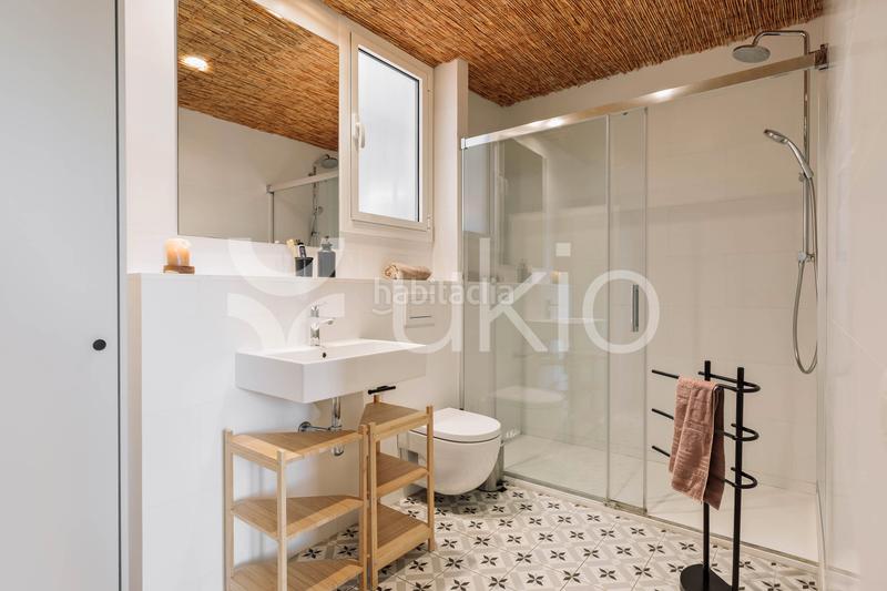 Foto 1acd7a4d-0e63-4f76-a6b7-37459d974f43. Alquiler apartamento gran apartamento en calle villarroel. en Barcelona