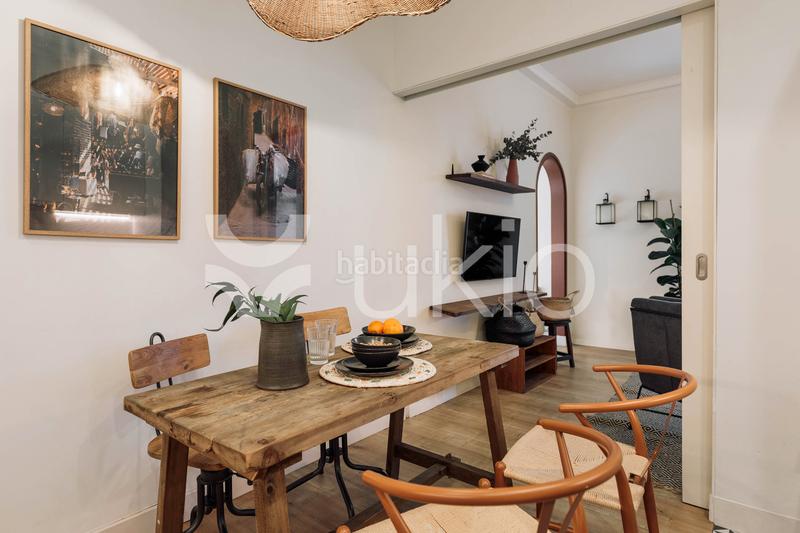 Foto faea1b4a-038a-462a-a4c7-bbaf3db2efbe. Alquiler apartamento gran apartamento en calle villarroel. en Barcelona