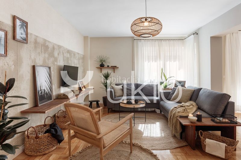 Foto 3c62a8f0-ac3b-414b-ab3a-09705952c055. Lloguer apartament a Almagro Madrid