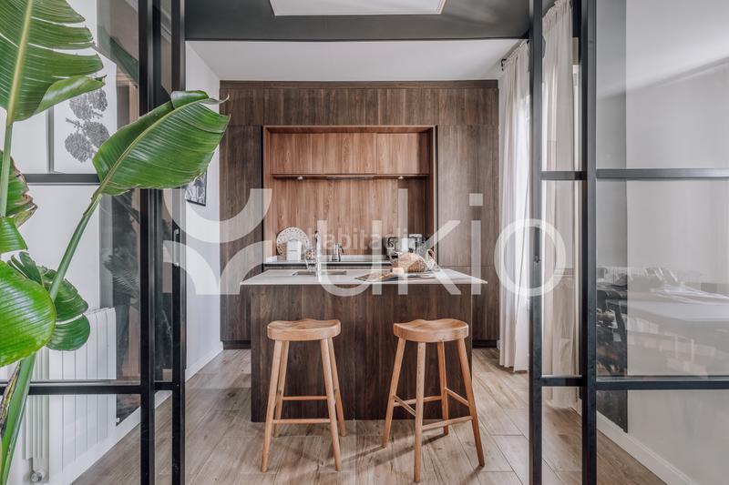 Foto 6b1a1f09-ac78-4f5d-8ec2-d9be6419f352. Alquiler apartamento  3 dormitorios con terraza en azca en Madrid