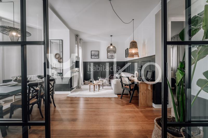 Foto 8c1bdd61-10bb-4831-8f02-0232c4c17330. Alquiler apartamento  3 dormitorios con terraza en azca en Madrid