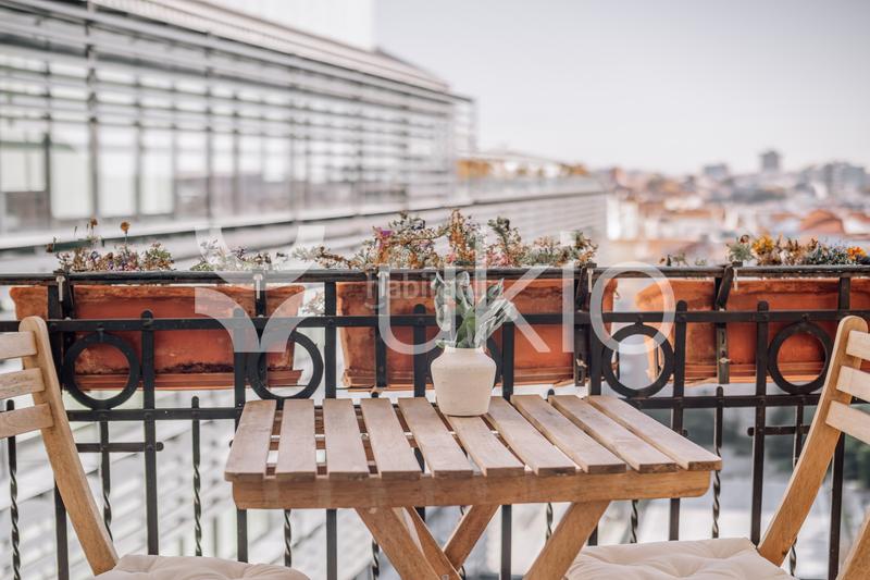 Foto b4fc0c2d-4647-4b0e-aefa-23d7ed67c664. Alquiler apartamento  3 dormitorios con terraza en azca en Madrid