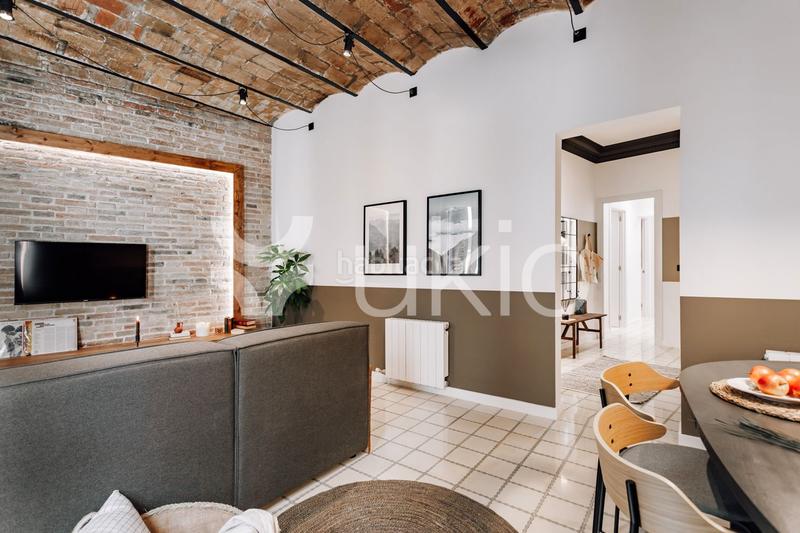 Foto ac349bd6-b45a-4bcb-86e5-ab539610ec84. Miete appartement mit heizung in Vila de Gràcia Barcelona