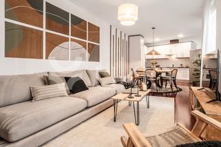 Lloguer Apartament  Calle de garcía de paredes. Apartamento de 3 dormitorios en almagro